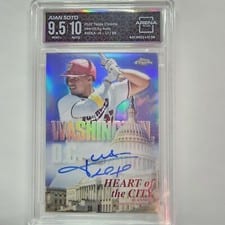 2022 Topps Chrome Heart of the City Autograph Juan Soto #HOCA-JS card
