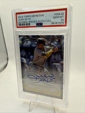 2022 Topps Definitive Collection Images Autographs Juan Soto #DIA-JS card