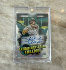 2023 Topps Cosmic Chrome Extraterrestrial Talent Autographs Juan Soto #ETA-JS card