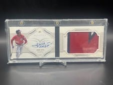 2023 Topps Definitive Collection Autograph Patch Book Juan Soto #DAPB-ABE card