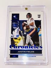 2021 Panini Chronicles Justin Fields #19 card