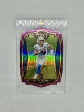2020 Panini Select Justin Herbert Purple Prizm Die Cut #144 card