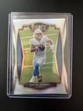 2020 Panini Select Justin Herbert Silver Prizm #144 card