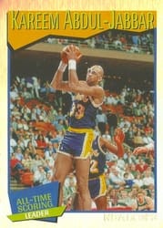 2021-22 Hoops Base Set Kareem Abdul-Jabbar #261 card