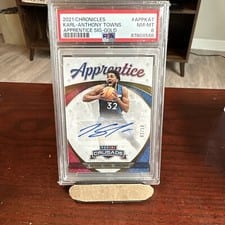 2021-22 Panini Chronicles Apprentice Signatures Karl-Anthony Towns #APP-KAT card