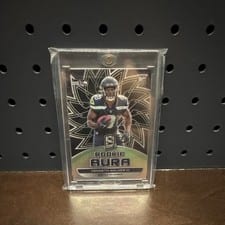 2022 Panini Spectra Rookie Aura Kenneth Walker III #AUR-KWA card