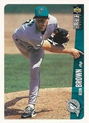 1996 Collector's Choice Base Set Kevin Brown #554 card
