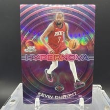 Kevin Durant 2025-26 Topps Cosmic Chrome Hypernova card