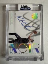 2022-23 Panini Noir Shadow Signatures Kevin Huerter #SHS-KHU card
