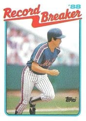 1989 Topps Base Set Kevin McReynolds #7 card