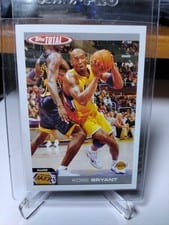 2004-05 Topps Total Base Set Kobe Bryant #39 card