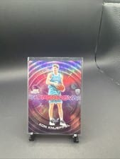 Kon Knueppel 2025-26 Topps Cosmic Chrome Hypernova card