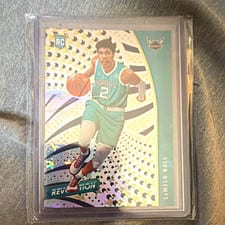 2020 Panini Revolution LaMelo Ball Astro #140 card