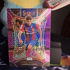 2023 Panini Select FIFA Lamine Yamal #124 card