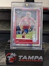 2025 Panini Donruss Road to FIFA Lamine Yamal Cubic #10 card