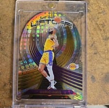 2022-23 Panini Revolution Liftoff! LeBron James #3 card