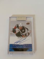 2023-24 Upper Deck Clear Cut Canvas Signatures Leo Carlsson #CS-LC card