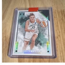 2025 Panini Impeccable WNBA Base Set Leonie Fiebich #12 card