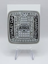 2024-25 Upper Deck Credentials Arena Giveaways - Championship Rings Los Angeles Kings #CR-LK card