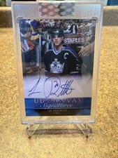 2023-24 Upper Deck Clear Cut Canvas Signatures Luc Robitaille #CS-LR card