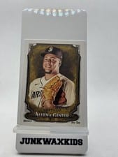 2024 Topps Allen & Ginter Luis Castillo #80 card
