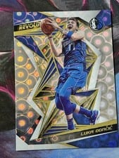 2019 Panini Revolution Luka Doncic Groove #73 card