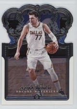 2021-22 Panini Crown Royale Base Set Luka Doncic #20 card