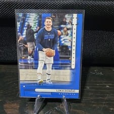 2022-23 Panini Photogenic Pregame Luka Doncic #4 card