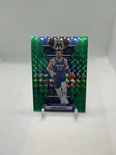 2022 Panini Mosaic Luka Doncic Blue Wave #1 card