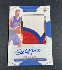 2021-22 Panini National Treasures Rookie Patch Autographs Luka Garza #148 card