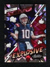 2023 Panini Absolute Explosive Mac Jones #17 card