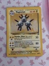 2000 Base Set 2 Magneton #9 card