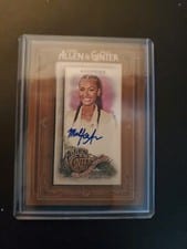 2022 Topps Allen & Ginter Framed Mini Autographs Malika Andrews #MA-MAL card