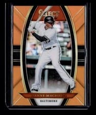 2018 Panini Chronicles Select Manny Machado Prizm #12 card