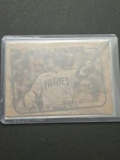 2023 Topps Heavy Lumber Manny Machado #HL-21 card