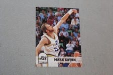 1993-94 Hoops Base Set Mark Eaton #215 card