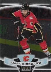 2019-20 O-Pee-Chee Platinum Base Set Mark Giordano #23 card