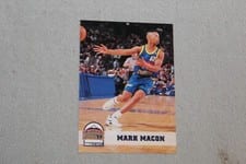 1993-94 Hoops Base Set Mark Macon #55 card