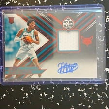 2022-23 Panini Chronicles Limited Rookie Jersey Autographs Mark Williams #LRJ-MWI card