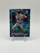 2024 Bowman Draft Sapphire Edition Base Set Max Clark #BDC-104 card