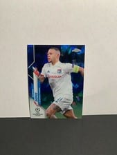 2019 Topps Chrome UEFA Champions League Sapphire Memphis Depay Yellow #94 card