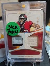 2024 Panini Immaculate Collection Past and Present Materials Mike Evans #15 card