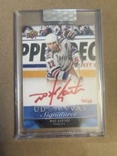 2023-24 Upper Deck Clear Cut Canvas Signatures Mike Gartner #CS-MG card