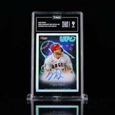 2022 Bowman's Best UFO Autographs Mike Trout #UFOA-MT card