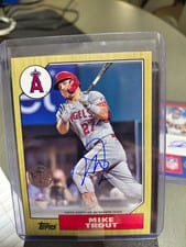 2022 Topps 1987 Topps Baseball Autographs Mike Trout #87BA-MT card