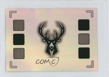 2021-22 Panini NBA Sticker & Card Collection (Brazil) Base Set Milwaukee Bucks - Atlanta Hawks #56 card