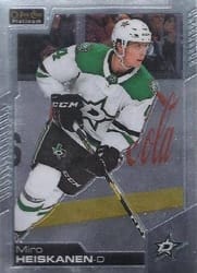 2020-21 O-Pee-Chee Platinum Base Set Miro Heiskanen #44 card