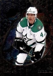 2022-23 SkyBox Metal Universe Base Set Miro Heiskanen #70 card