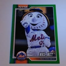 2026 Topps Mascots Mrs. Met #M-14 card