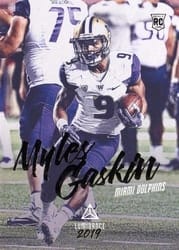 2019 Panini Luminance Base Set Myles Gaskin #158 card